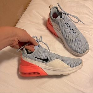Nike tennis shoes